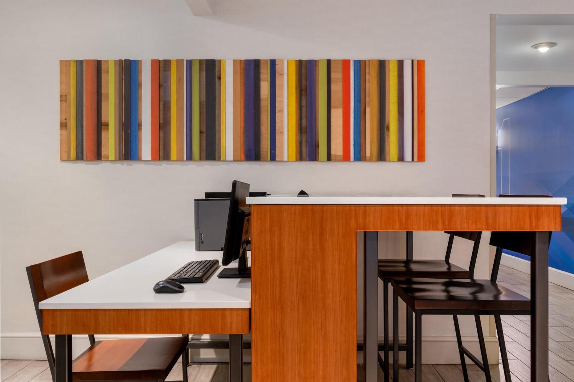 Holiday Inn Express Tallahassee By Ihg Zewnętrze zdjęcie