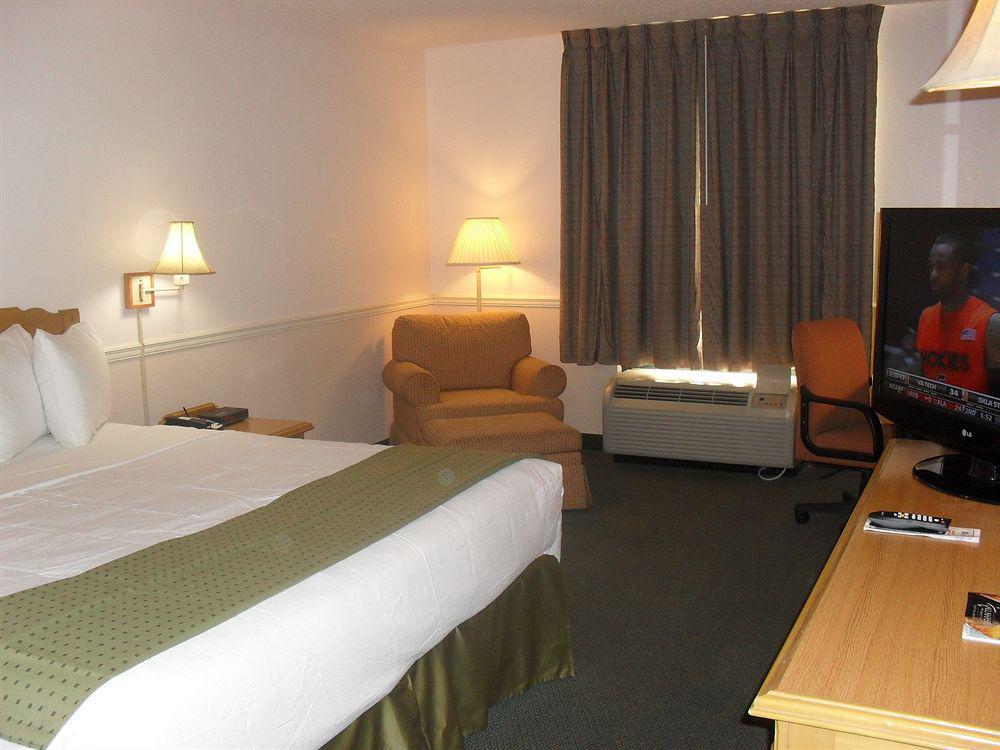 Holiday Inn Express Tallahassee By Ihg Zewnętrze zdjęcie